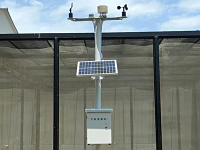 太阳能气象站